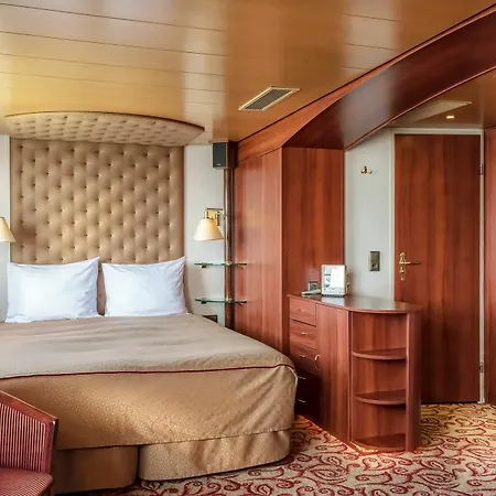 Knm Ms Switzerland I - Отель 3*