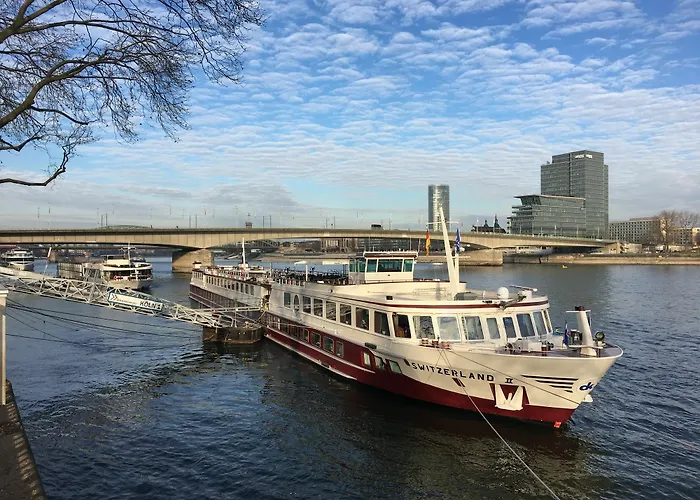 Knm Ms Switzerland I - ホテル