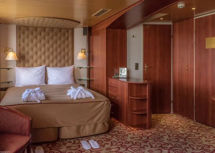 Knm Ms Switzerland I - Hotel