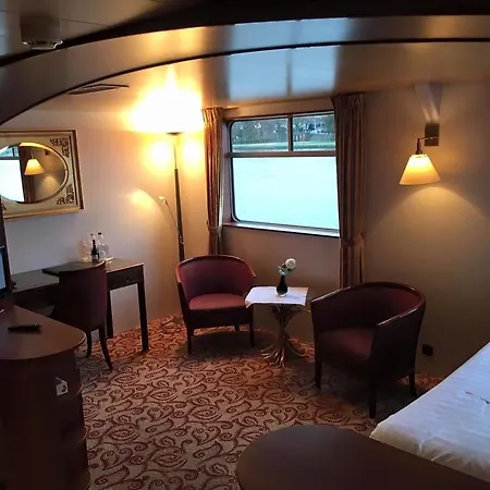 Knm Ms Switzerland I - Otel