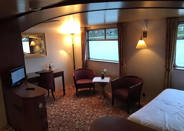 Knm Ms Switzerland I - Hotel